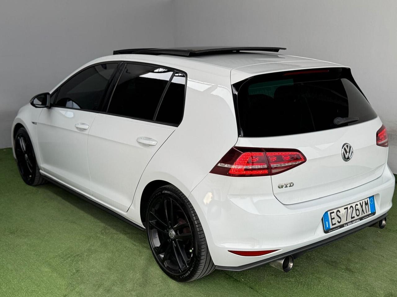 Volkswagen Golf 2.0 TDI DSG 5p. Highline BlueMotion Technology