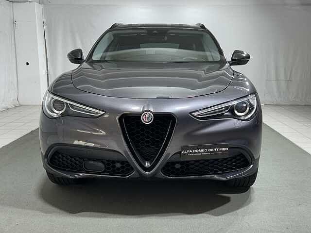 Alfa Romeo Stelvio 2.0 Turbo 200 CV AT8 Q4 B-Tech