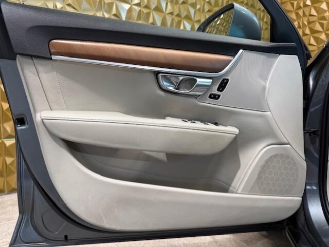 Volvo V90 D4 Geartronic Inscription