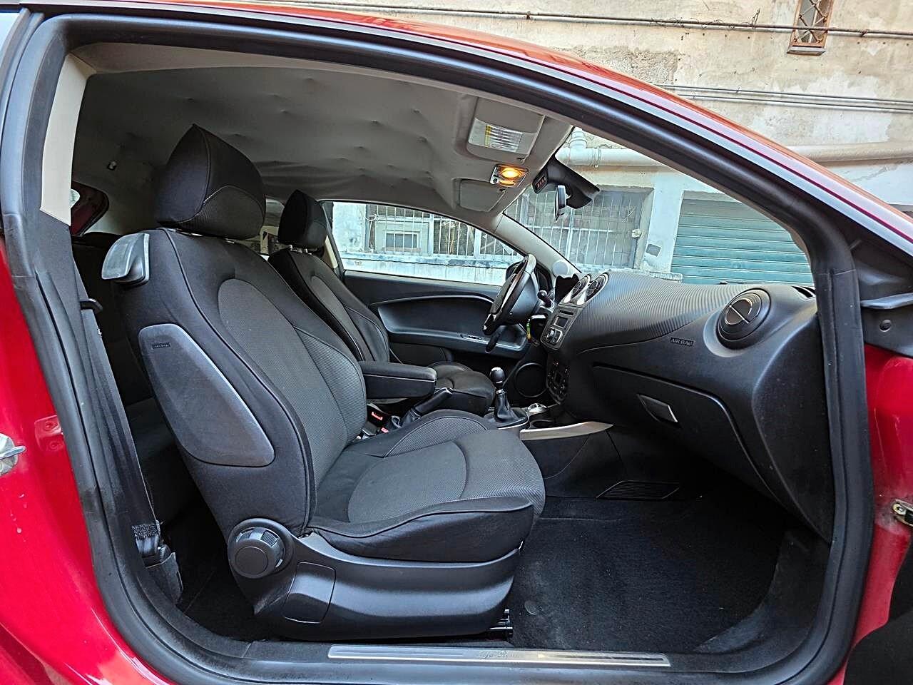 Alfa Romeo MiTo 1.3 MJ 95cv Distinctive