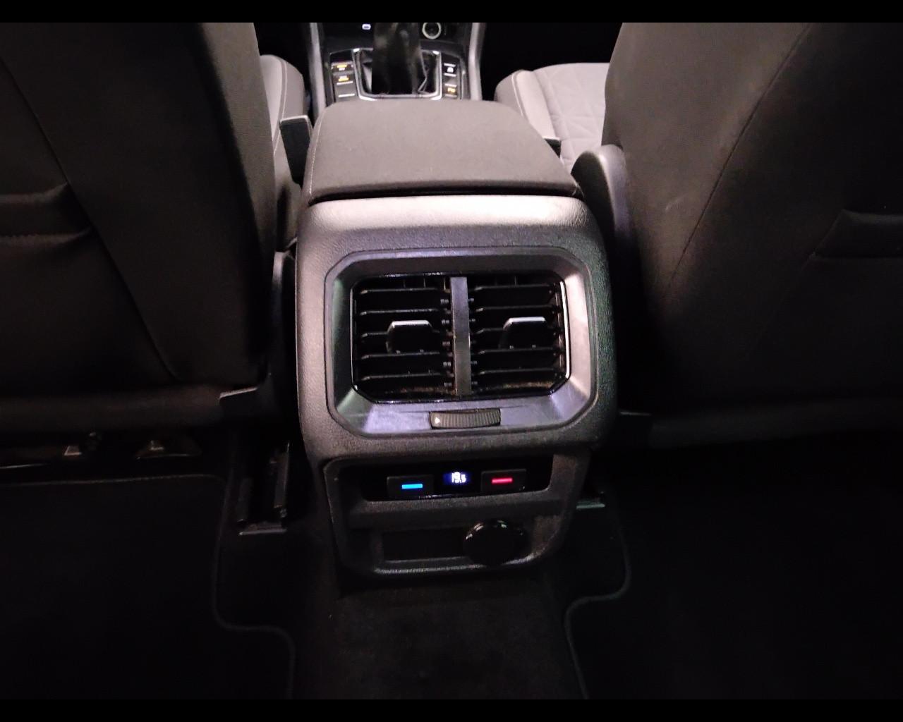 VOLKSWAGEN Tiguan II 2021 - Tiguan 2.0 tdi Life 122cv