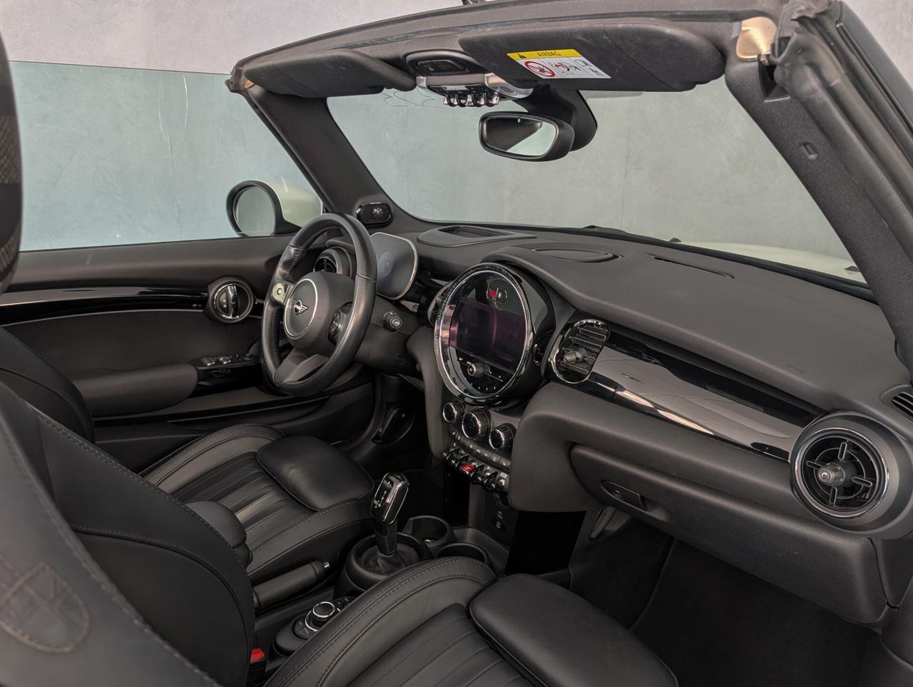Mini 1.5 Cooper Essential Cabrio