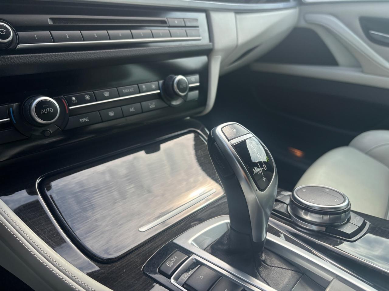Bmw 525 525d xDrive Touring Luxury
