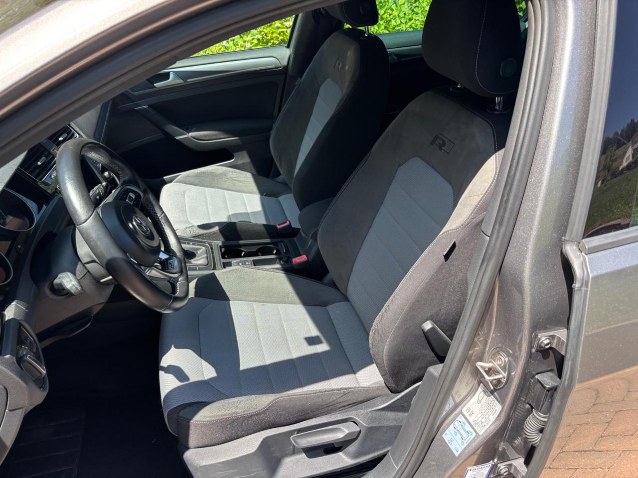Volkswagen Golf 1.6 TDI 110 CV 5p. R-LINE