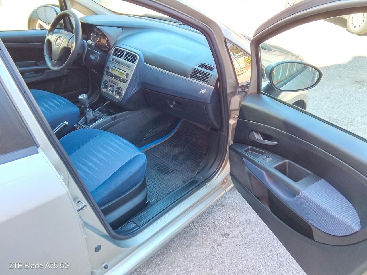 Fiat Grande Punto 1.2 5 porte 2009 12 mesi di garanzia