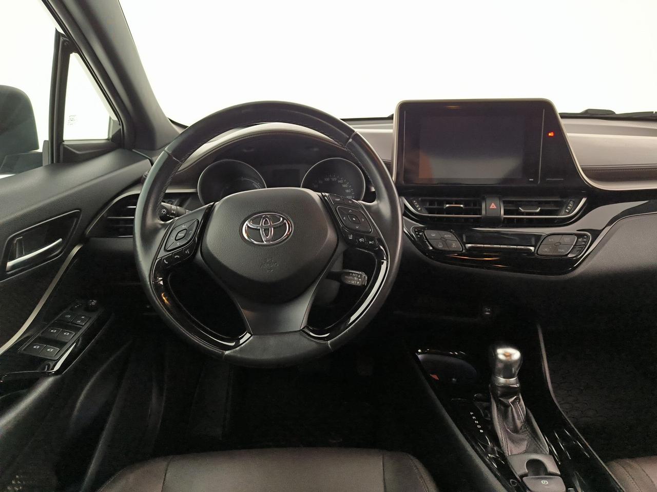 Toyota C-HR 1.8h lounge 2wd e-cvt my18