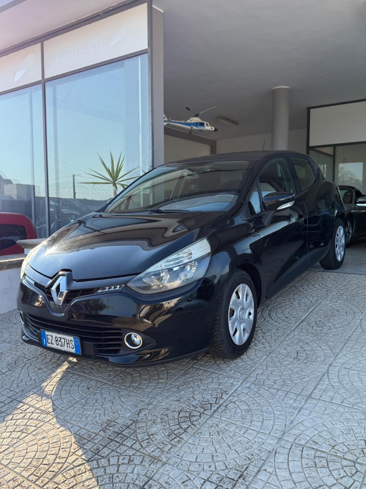 Renault Clio 1.2 75CV GPL 100.000km
