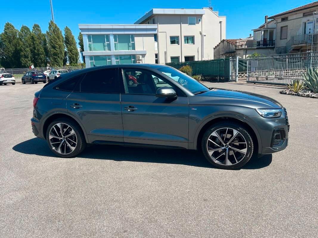Audi Q5 Sportback 40 2.0 tdi mhev 12V Sportback S line Plus quattro