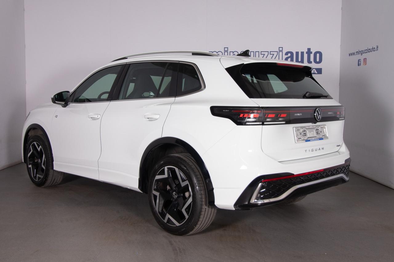Volkswagen Tiguan 2.0 Tdi 4 Motion R-line 193 Cv Gancio Traino