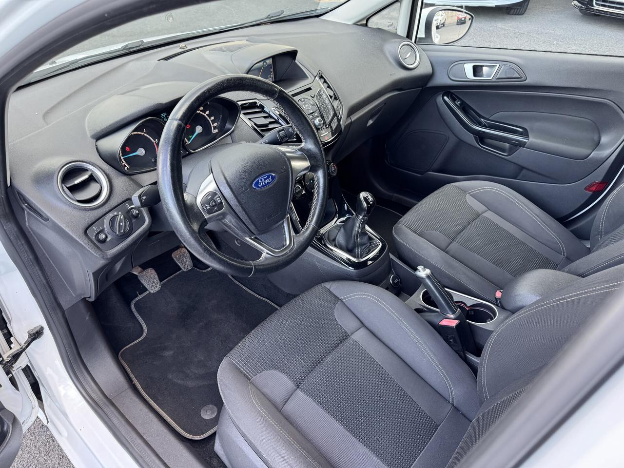 Ford Fiesta 1.5 TDCi 75CV 5 porte Titanium