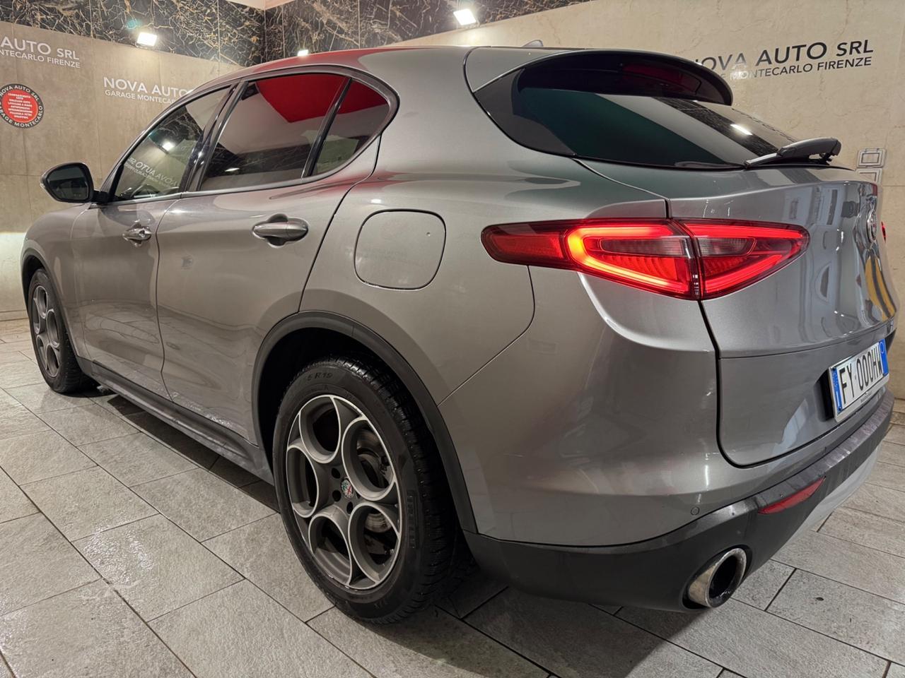 Alfa Romeo Stelvio 2.2 Turbodiesel 160 CV AT8 RWD Business