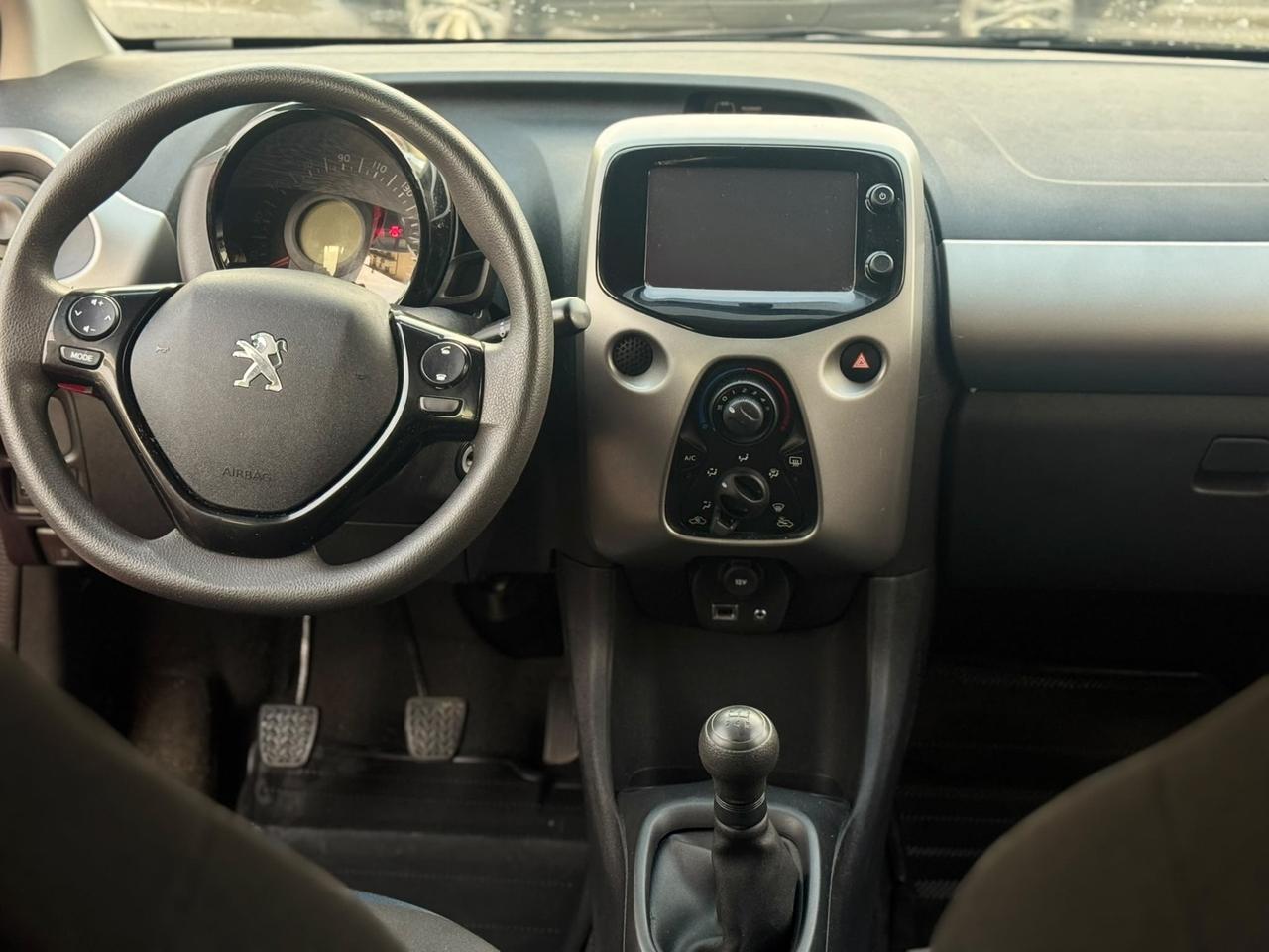 Peugeot 108 VTi 69 5 porte Allure TOP!