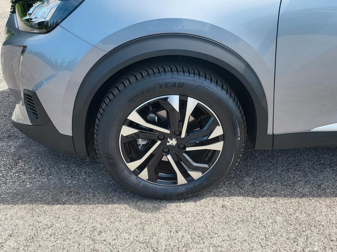Peugeot 2008 PureTech EAT8 Allure PREZZO REALE