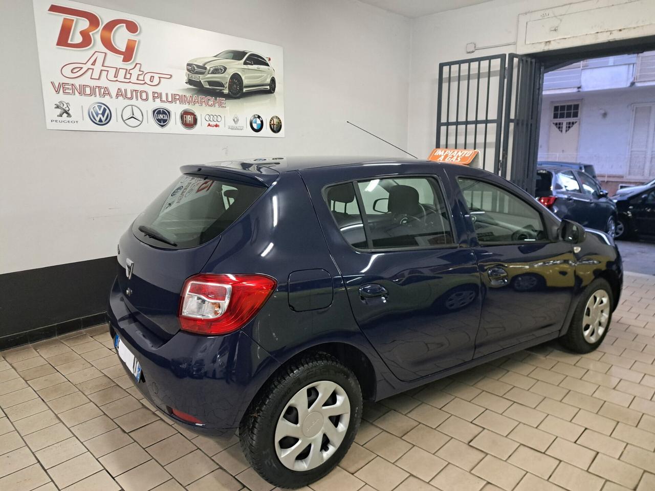Dacia Sandero 1.2 GPL 75CV nav x neop unico prop 2