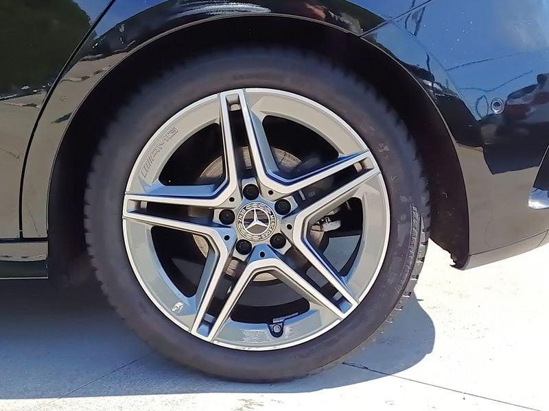 Mercedes-Benz Classe A A 180 d AMG Line Premium auto