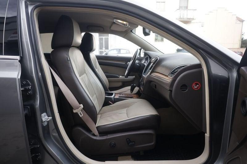 Lancia Thema Lancia Thema 3.0 V6 Multijet II 239 CV Executive 176KW ANNO 2013