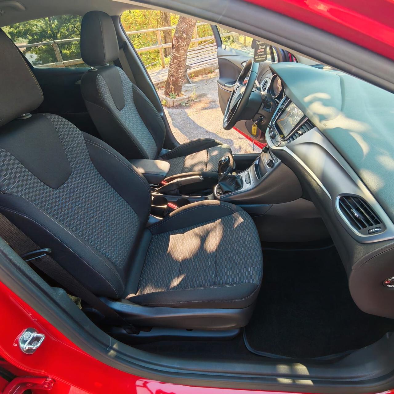 Opel Astra 1.6 CDTi 5 porte Business
