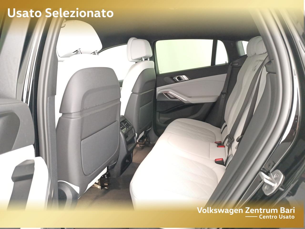 BMW X6 xdrive40d mhev 48v business auto