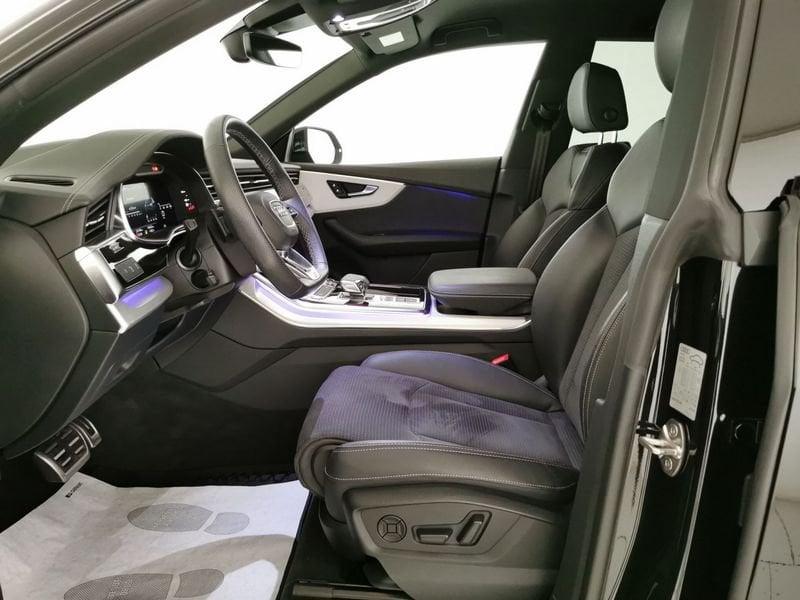 Audi Q8 55 3.0 tfsi mhev Sport quattro tiptronic