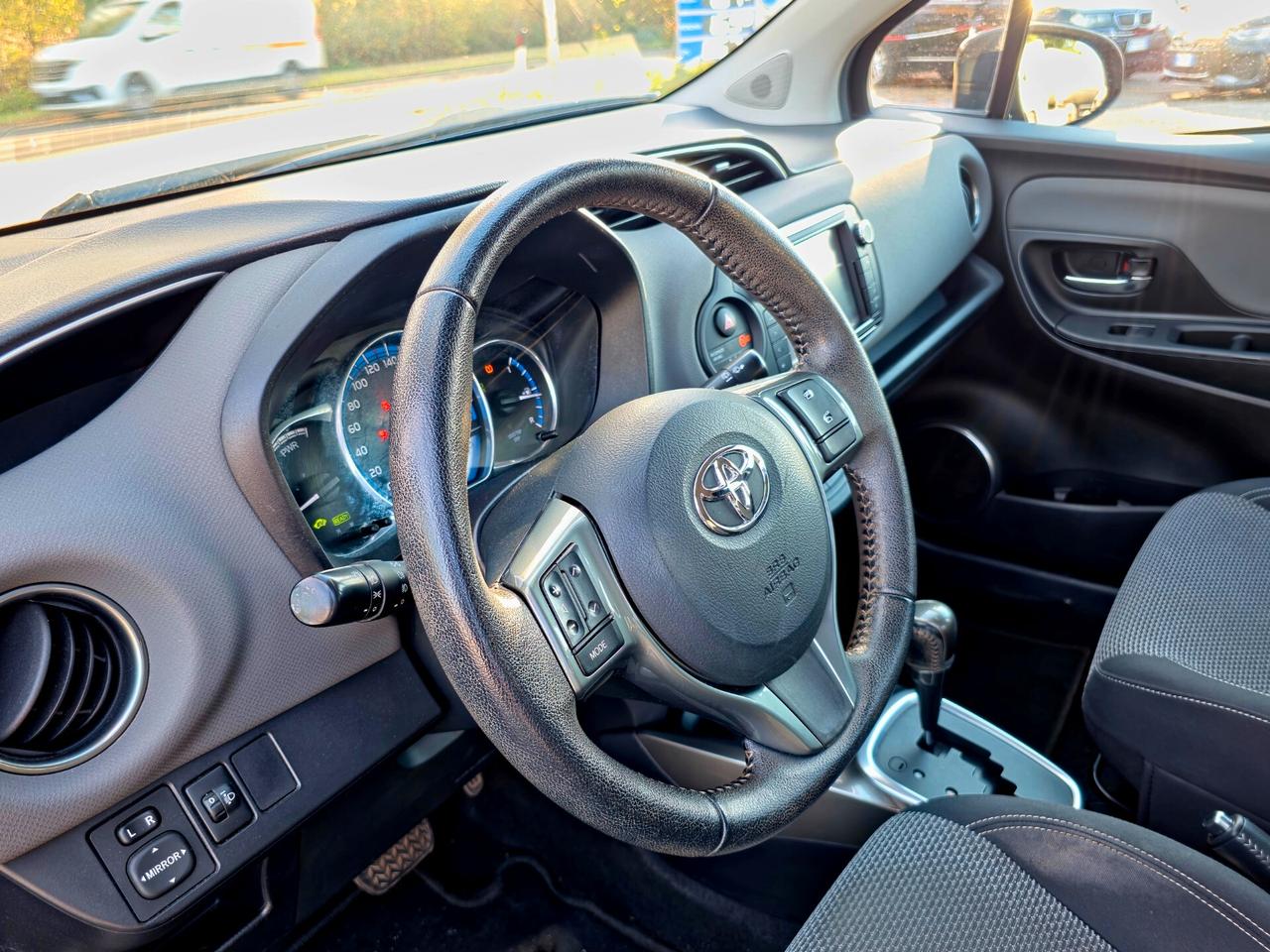 Toyota Yaris 1.5 Hybrid 5 porte Active 2014-E6 Automatico NEO