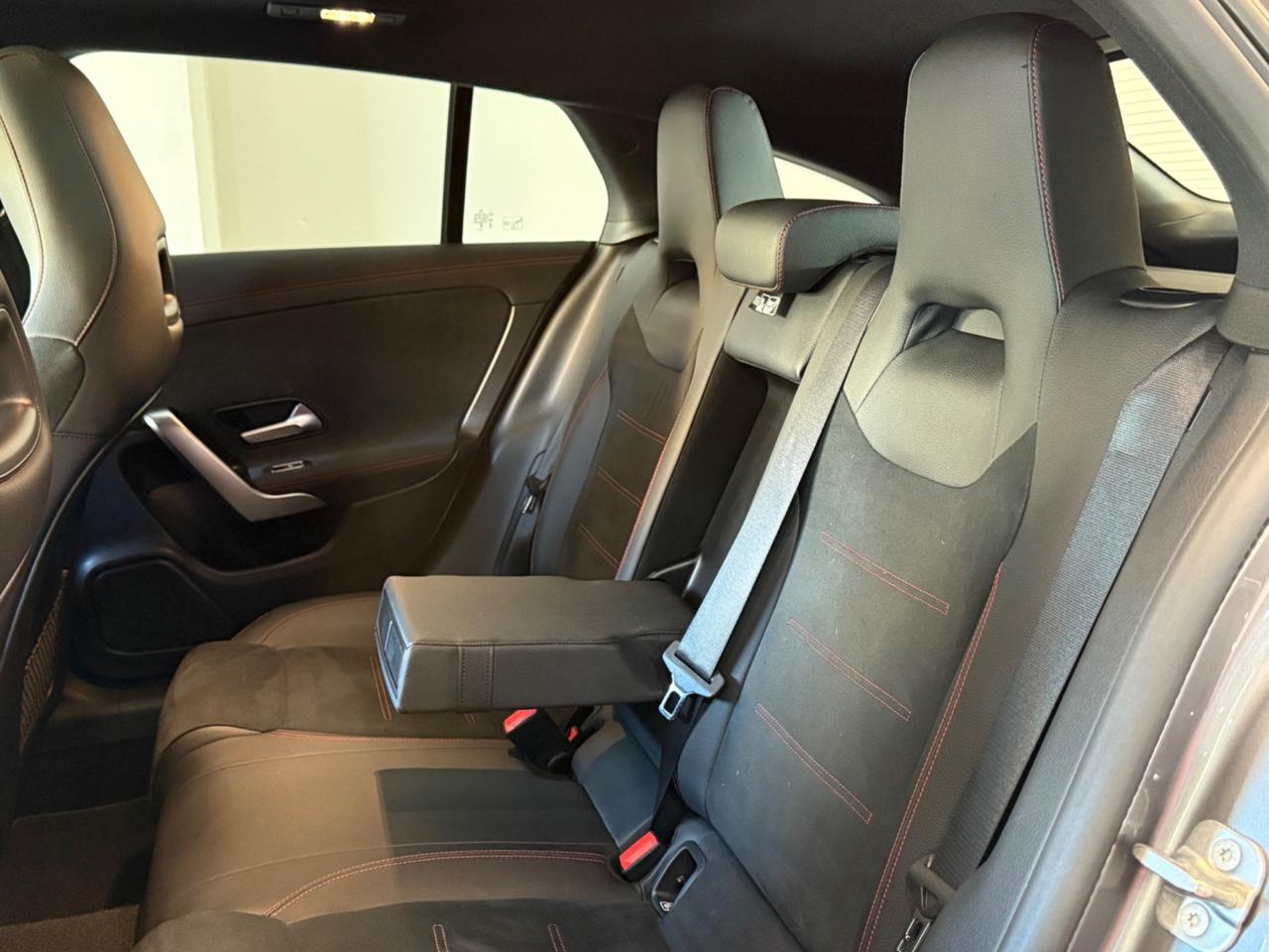 Mercedes-benz CLA 200 d Automatic Shooting Brake AMG Line Premium