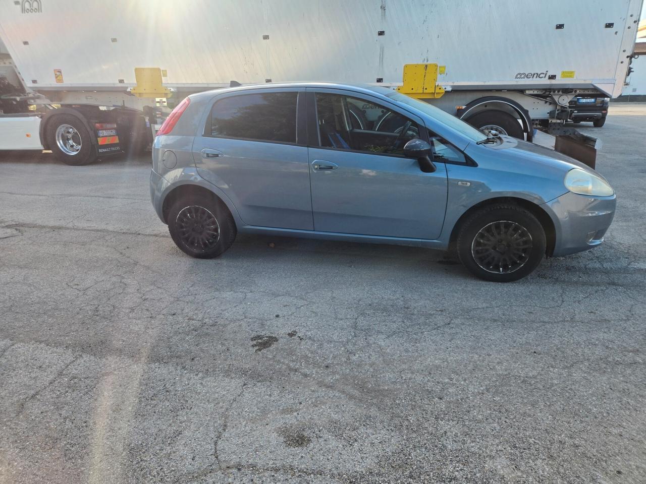 Fiat Grande Punto 1.4 5 porte Active Natural Power