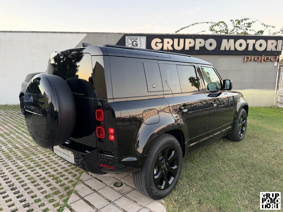 LAND ROVER - Defender
