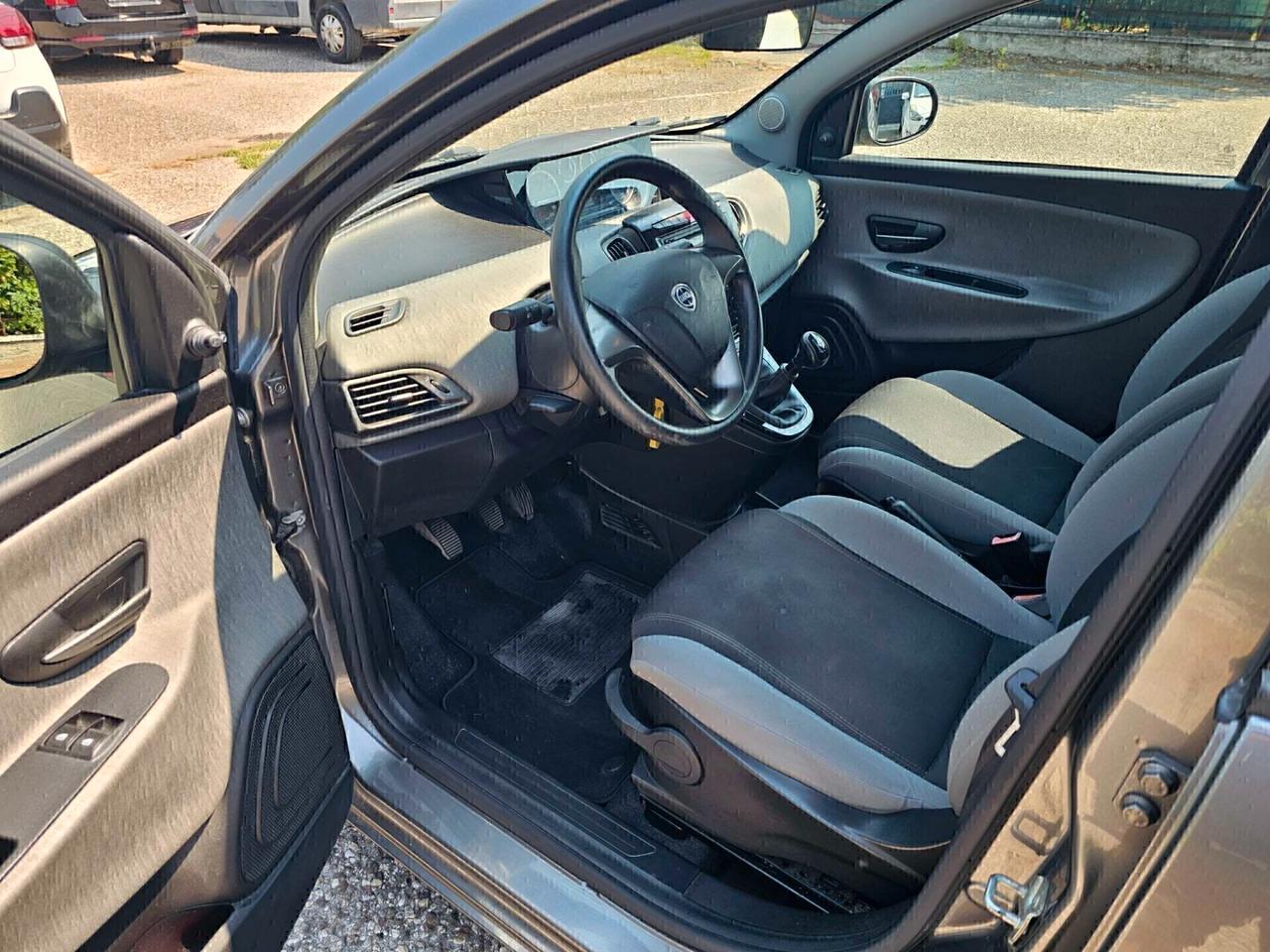 Lancia Ypsilon 1.3 MJT 16V 95 CV 5 porte S&S Platinum