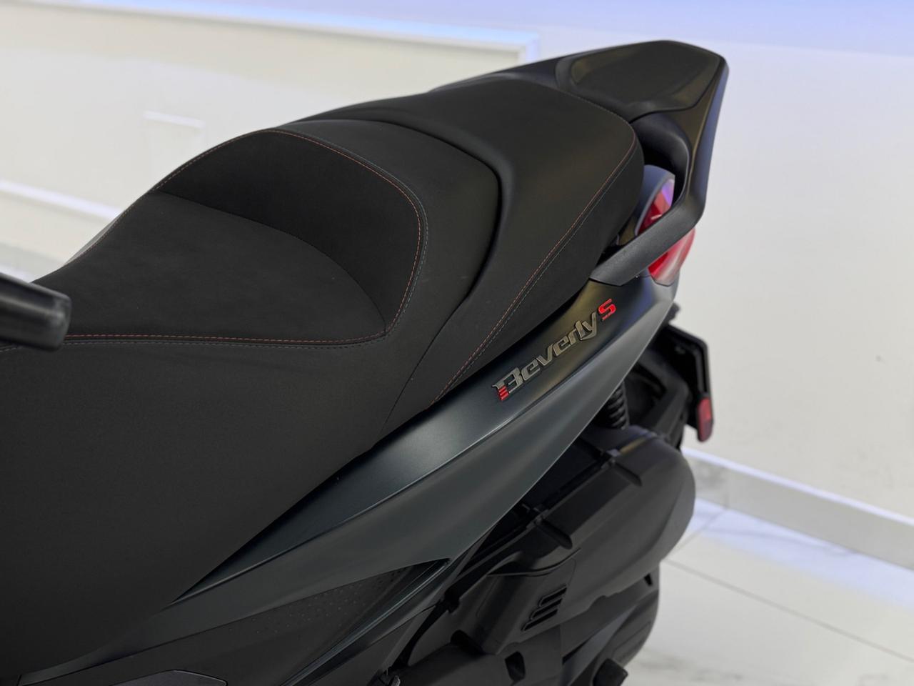Piaggio Beverly 400 S