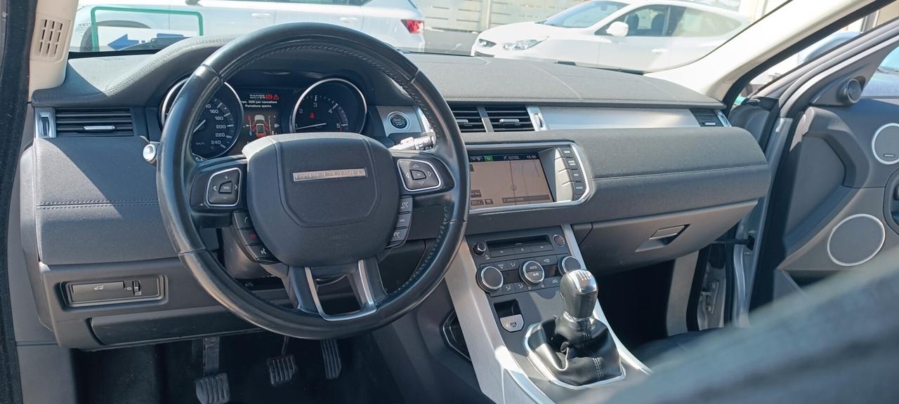 Land Rover Range Evoque 2.2 TD4 5p. Pure Tech Pack 4x4