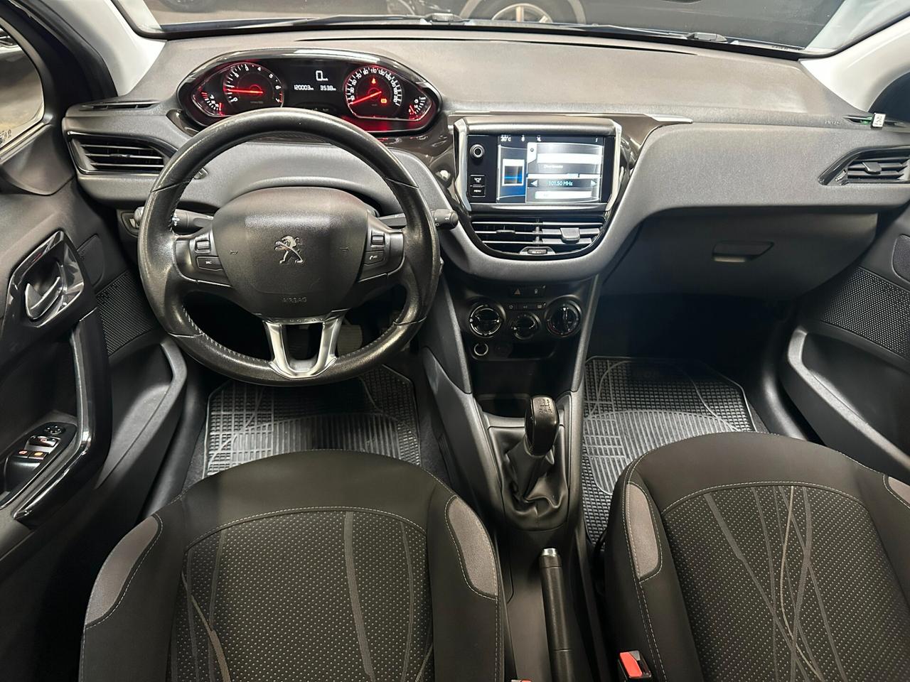 Peugeot 208 1.2 VTi 82 CV 3 porte Allure