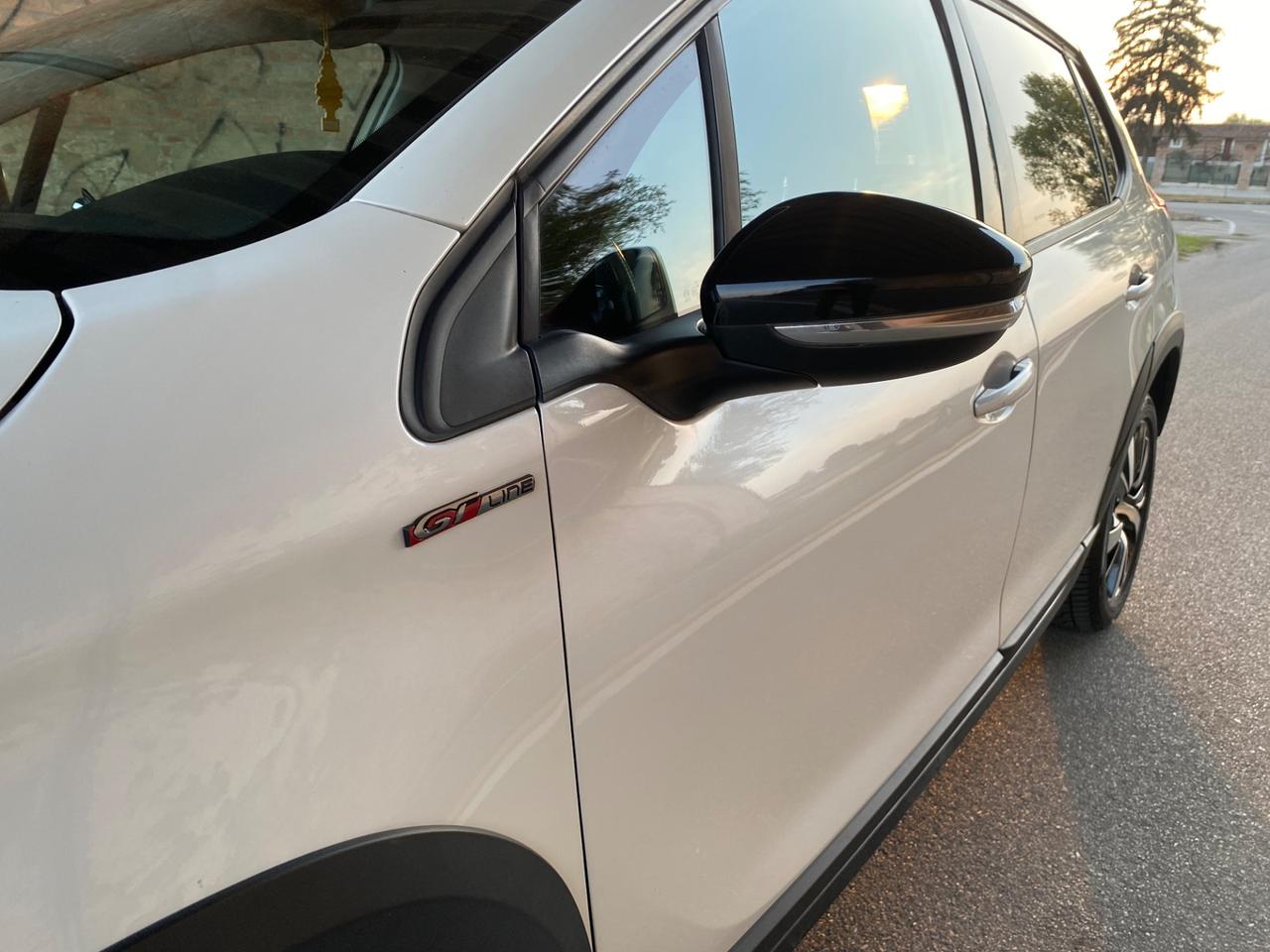 Peugeot 2008 Gt Line AUTOMATICA | OK NEOPATENTATI