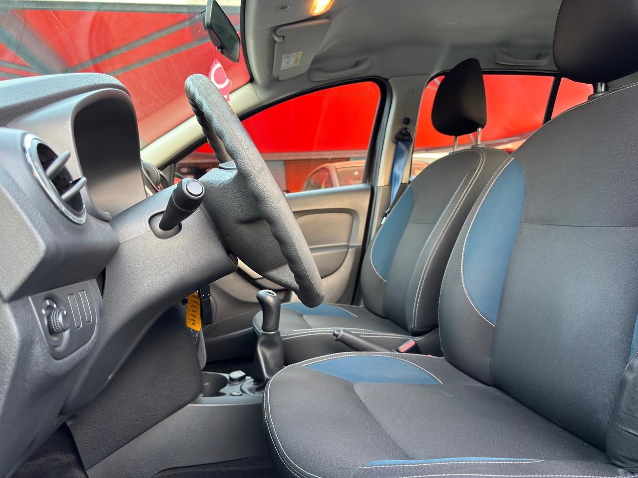 Dacia Sandero 1.2 GPL 75CV ADATTA A NEOPATENTATI