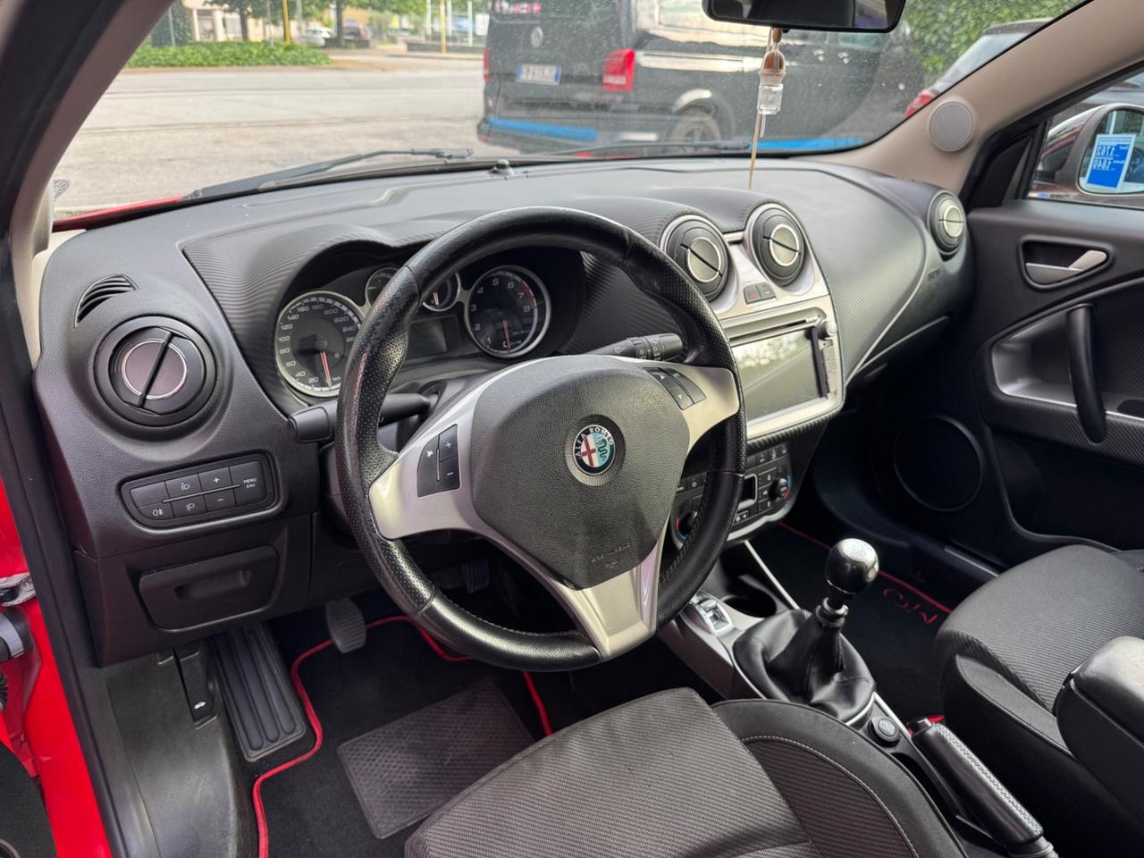 Alfa Romeo MiTo 1.4 T 155 CV Distinctive Sport Pack
