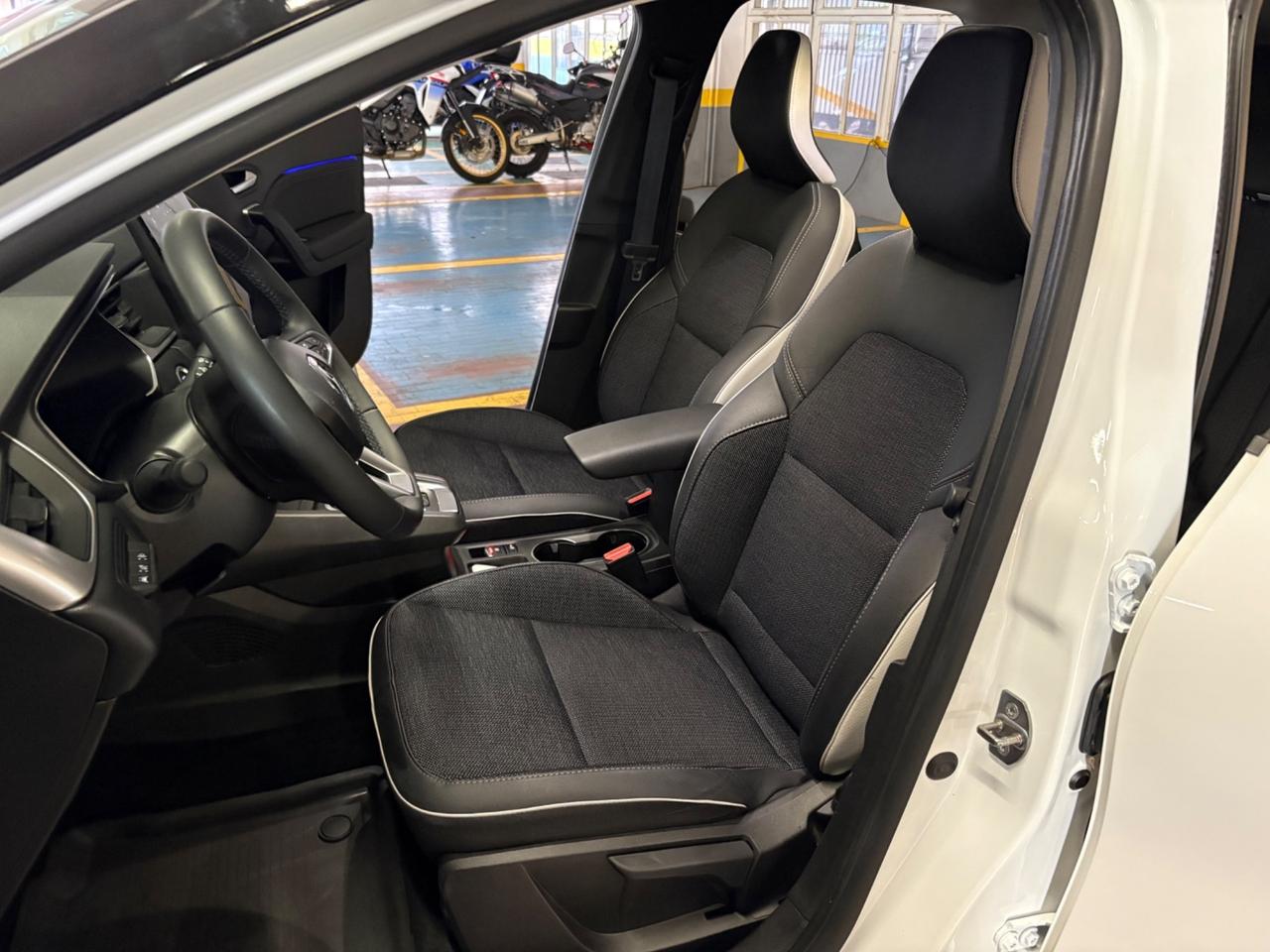 Renault Captur Full Hybrid E-Tech 145 CV Techno