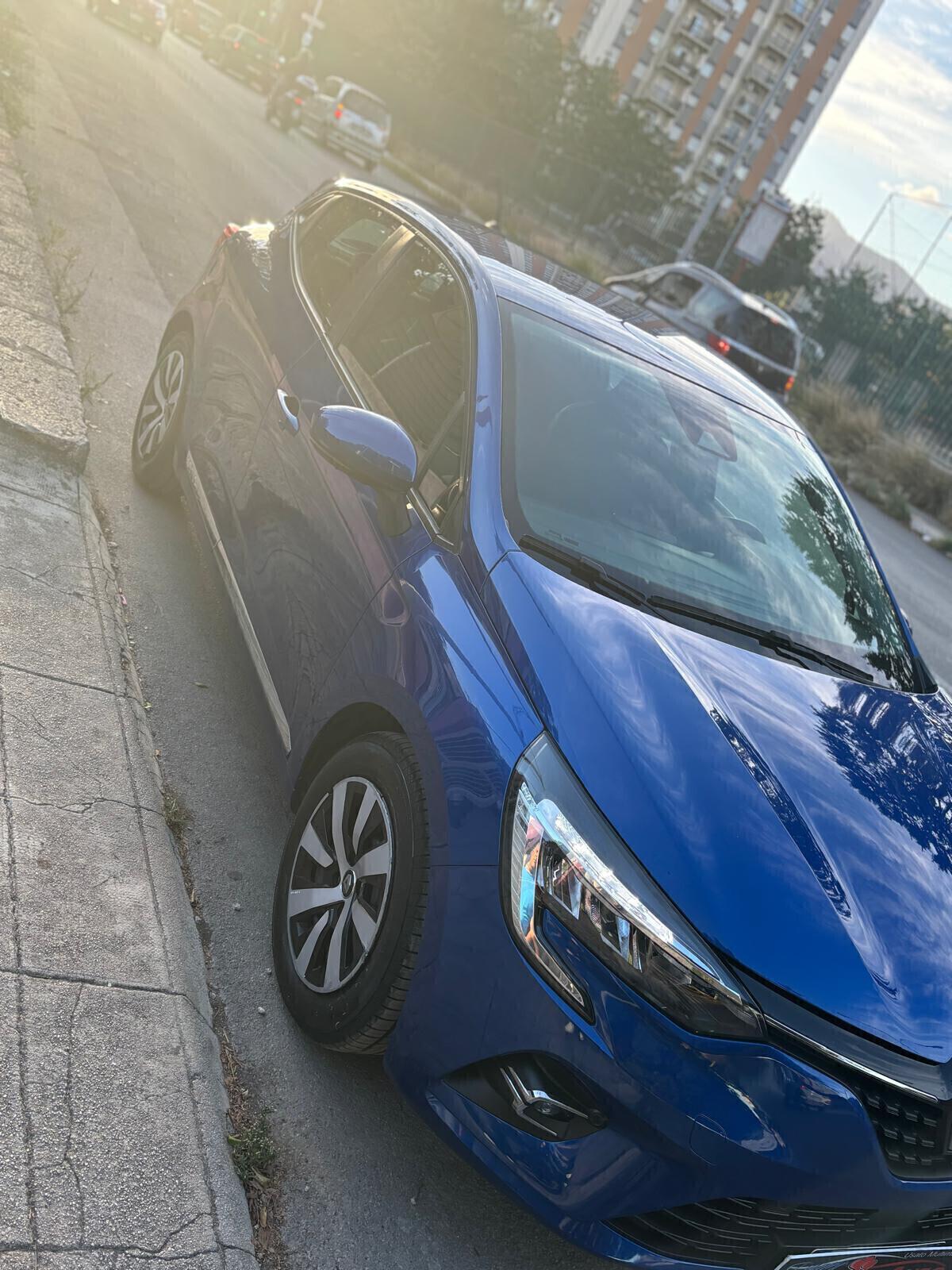 Renault Clio Hybrid E-Tech 140 CV 5 porte Zen Unico Propr.