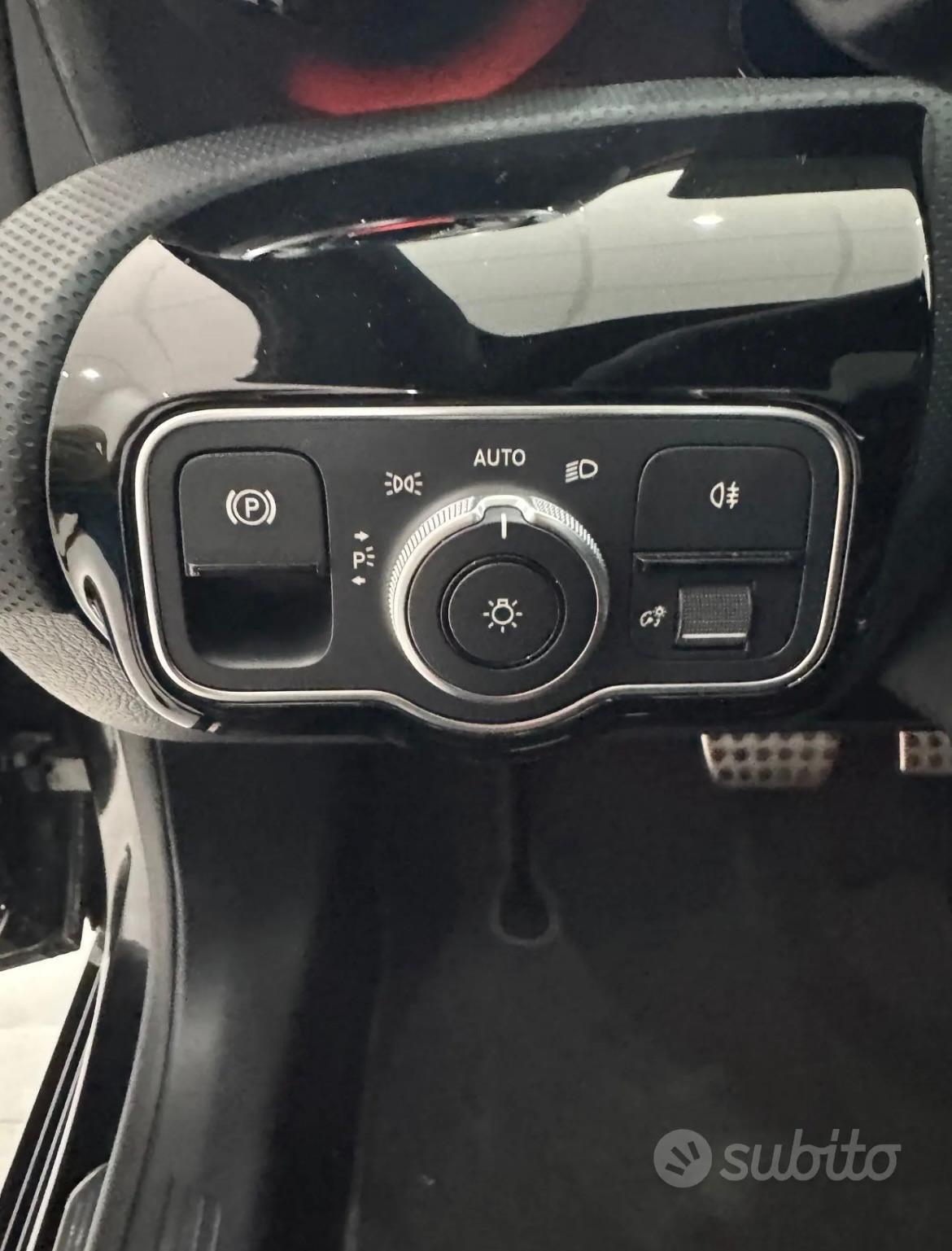 Mercedes-benz A 180 d Automatic AMG Line Premium Plus