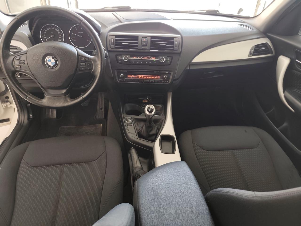 Bmw 118 118d 5p. Urban