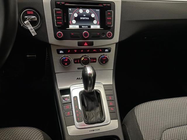 VOLKSWAGEN Passat Alltrack 2.0 TDI DSG 4motion BlueMotion Tech.