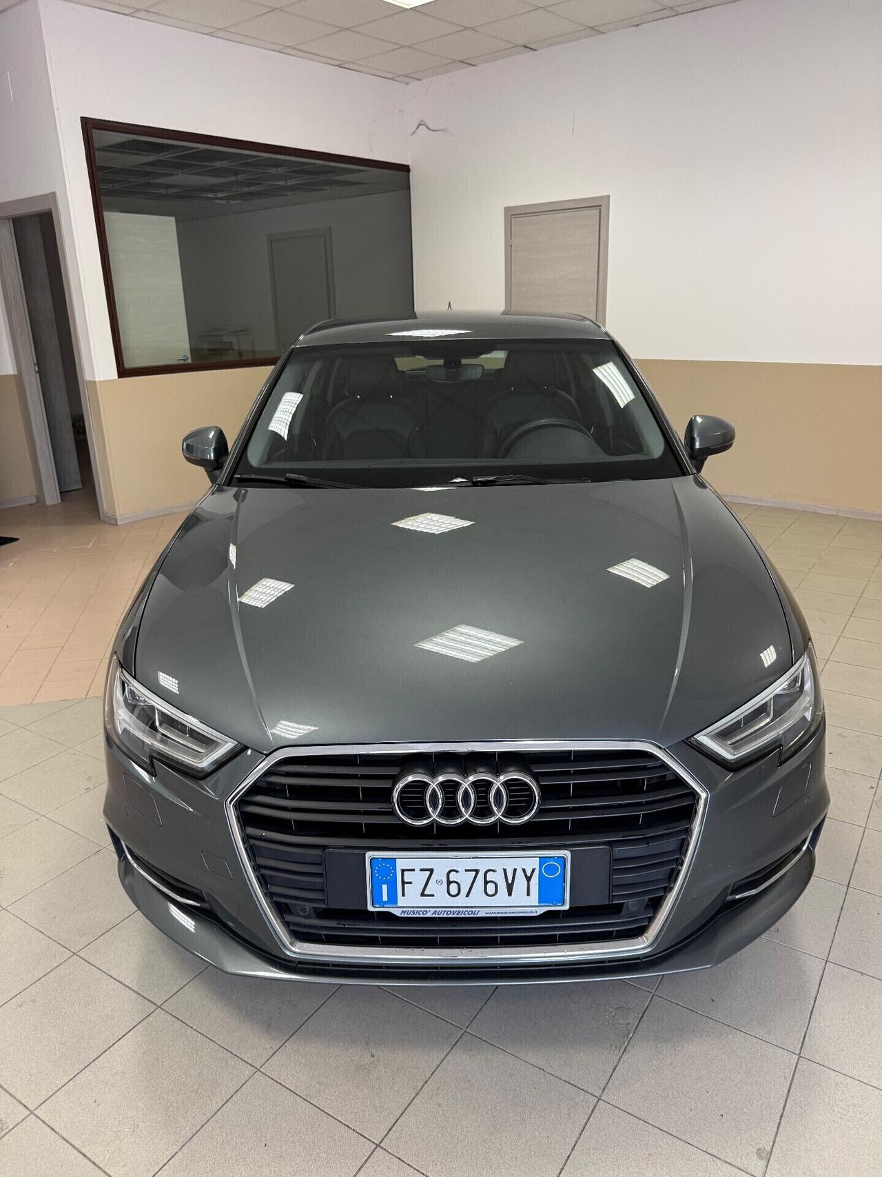 Audi A3 1.6 TDI 116 CV S tronic Sport AUTOMATICA