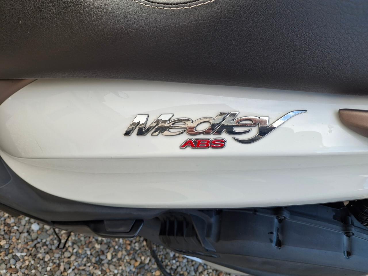 Piaggio Medley 125