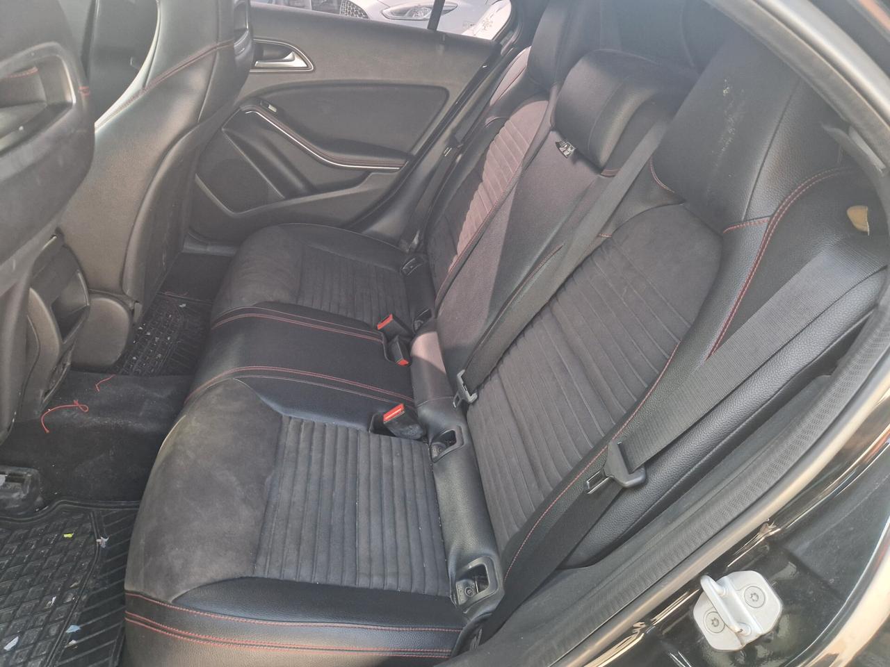 Mercedes-benz A 180d Automatic -2015
