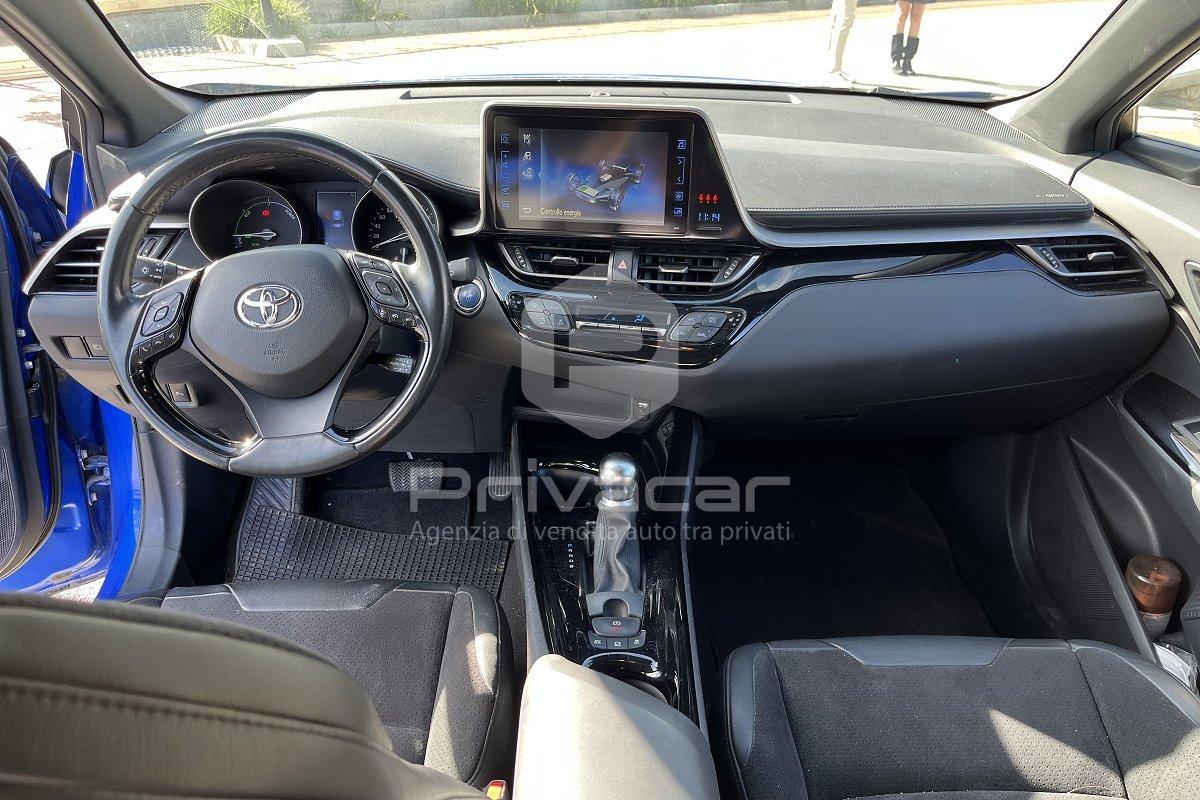TOYOTA C-HR 1.8 Hybrid E-CVT Lounge