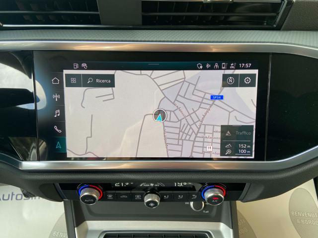 AUDI Q3 35 2.0 TDI S tronic Business Advanced COCKPIT