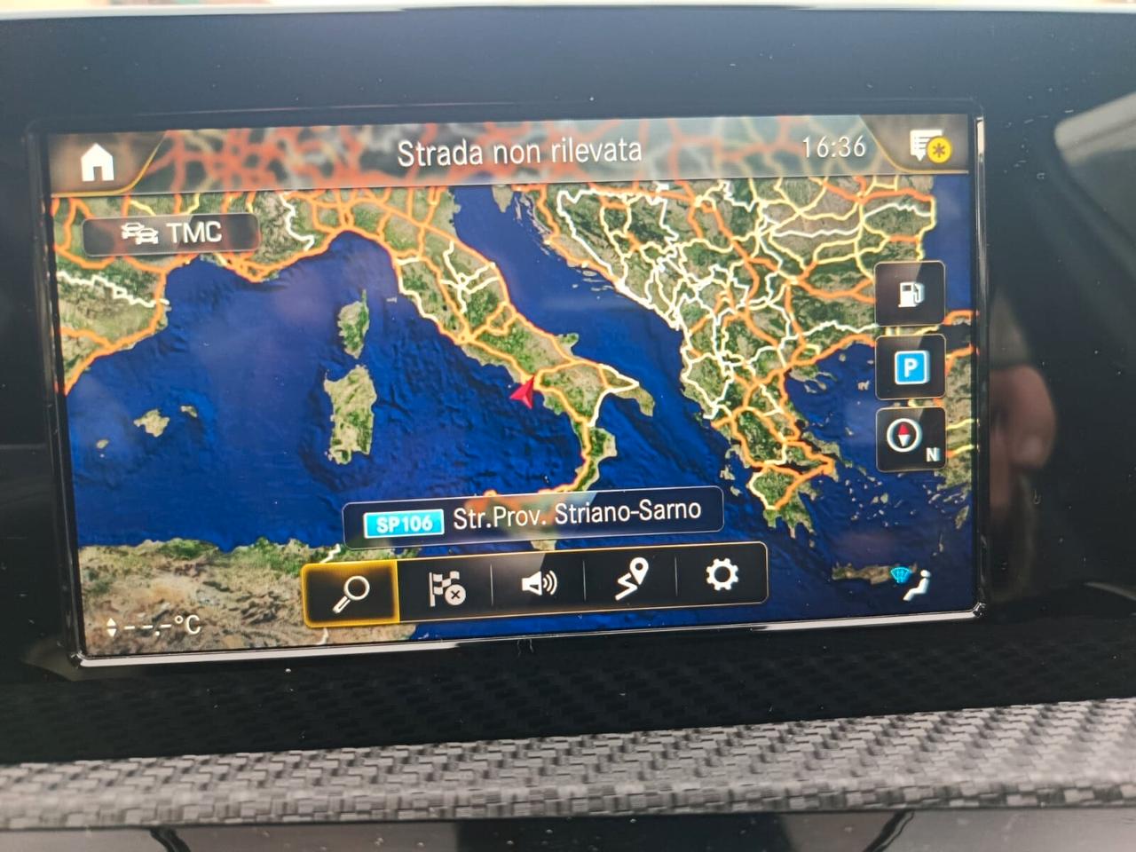 Mercedes-benz A 200 d Automatic Premium Sedan