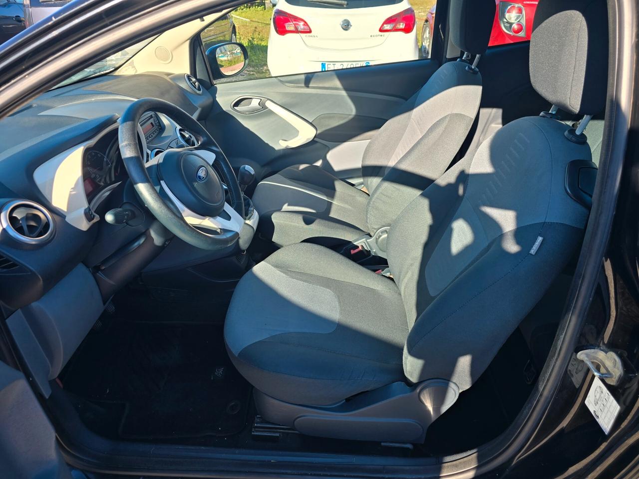 Ford Ka 1.2 8V 69CV Titanium