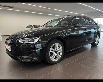 AUDI A4 Avant 40 TDI S tronic Business Advanced