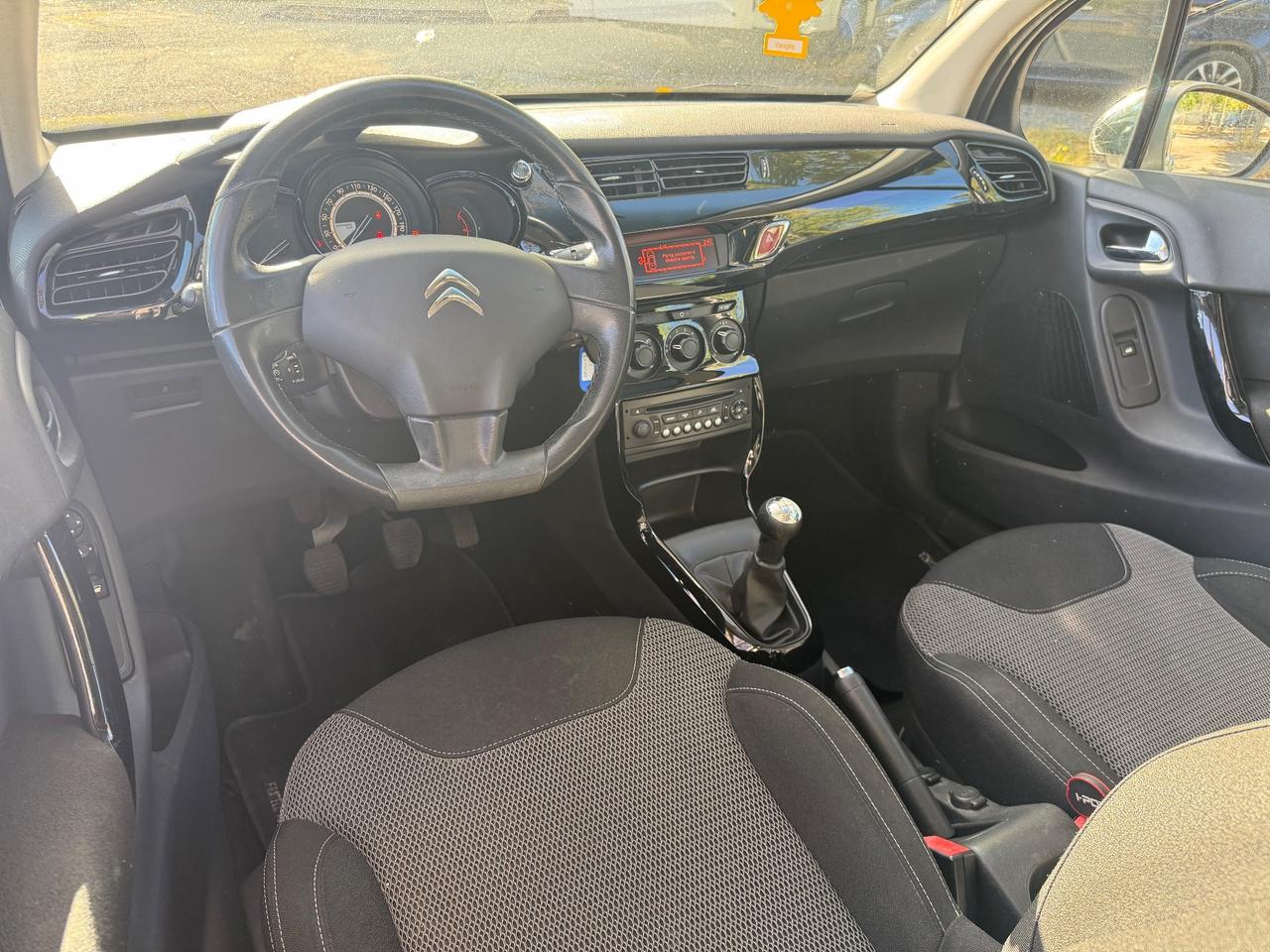 CITROEN c3 1.2 benzina -POCHI KM - 2015