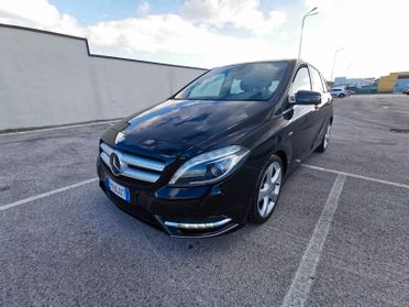 Mercedes-benz B 180 BlueEFFICIENCY Prem. TETTO/NAVIG