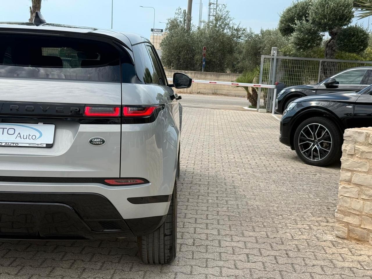 Evoque 2.0D Hybrid 163 CV R-Dynamic *N1 *Autocarro